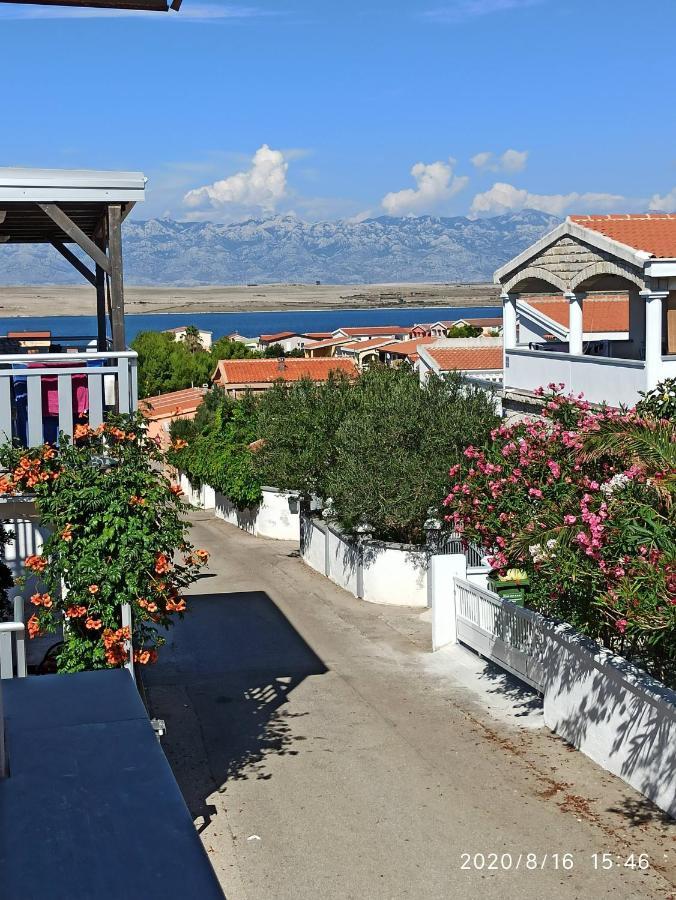 Apartmani Lun Vir Luaran gambar