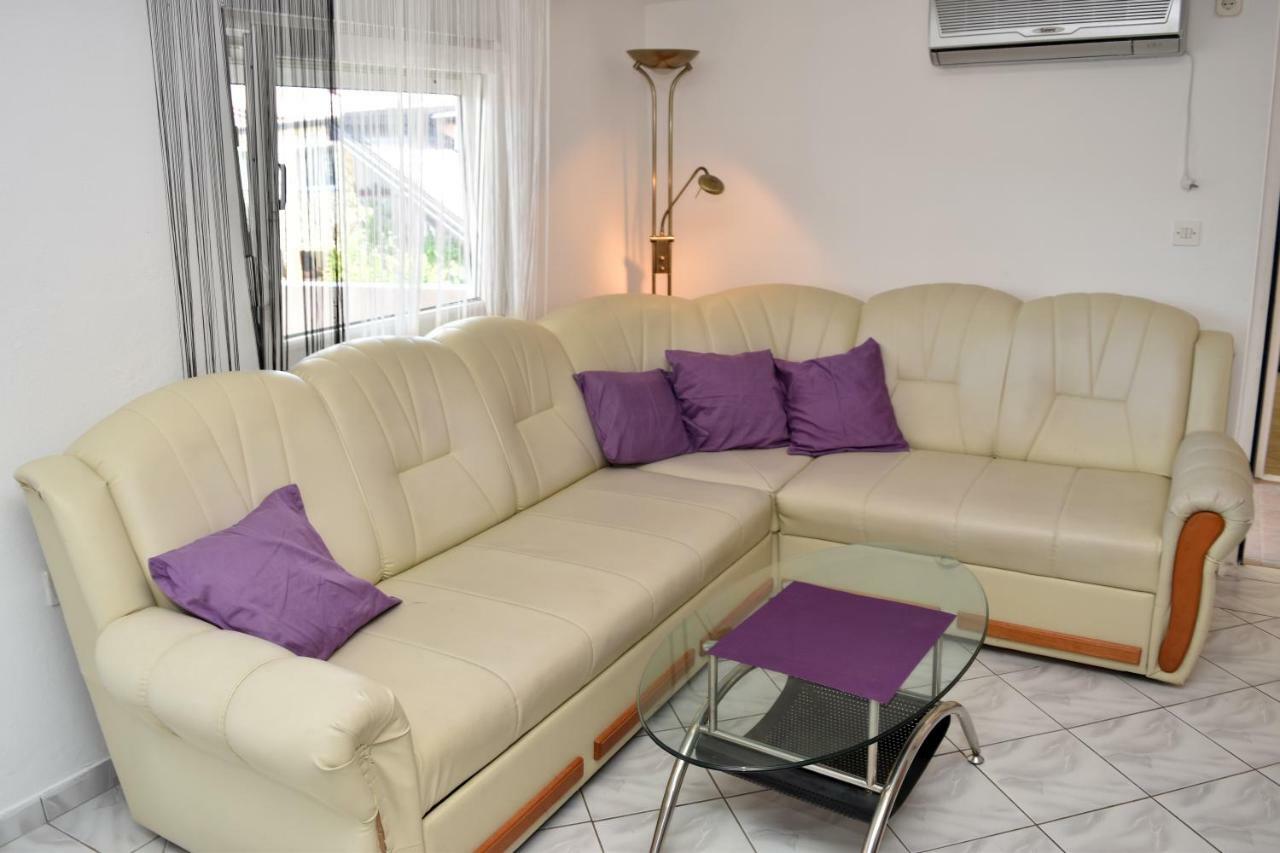 Apartmani Lun Vir Luaran gambar