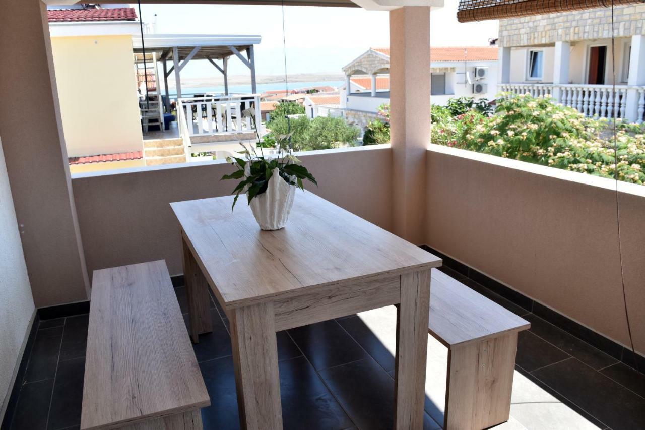 Apartmani Lun Vir Luaran gambar