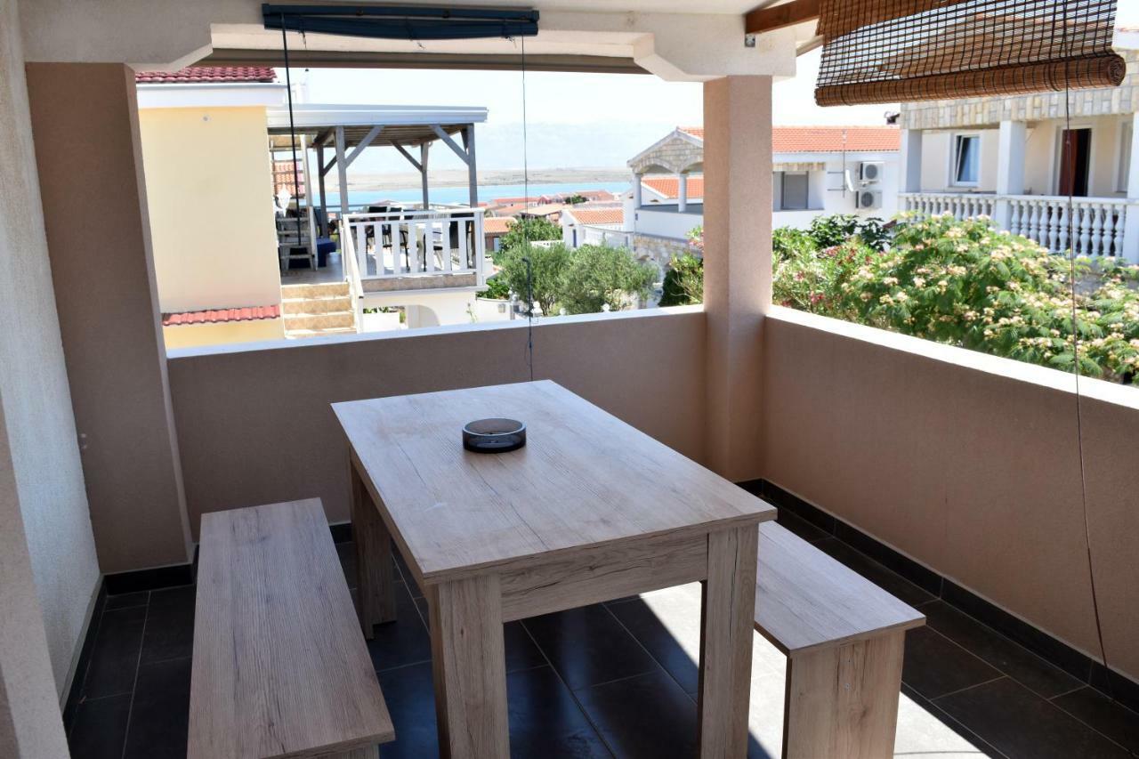 Apartmani Lun Vir Luaran gambar