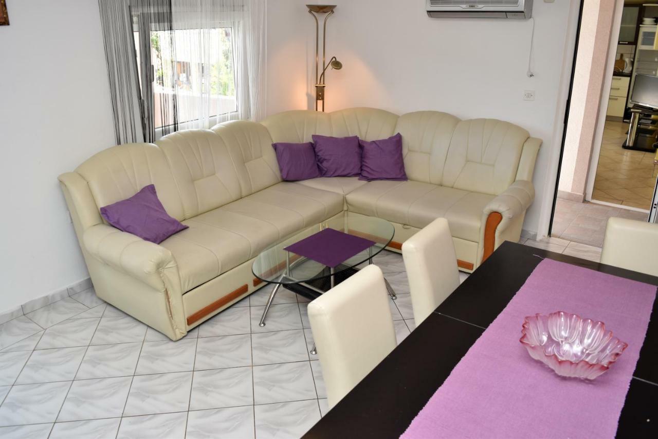 Apartmani Lun Vir Luaran gambar